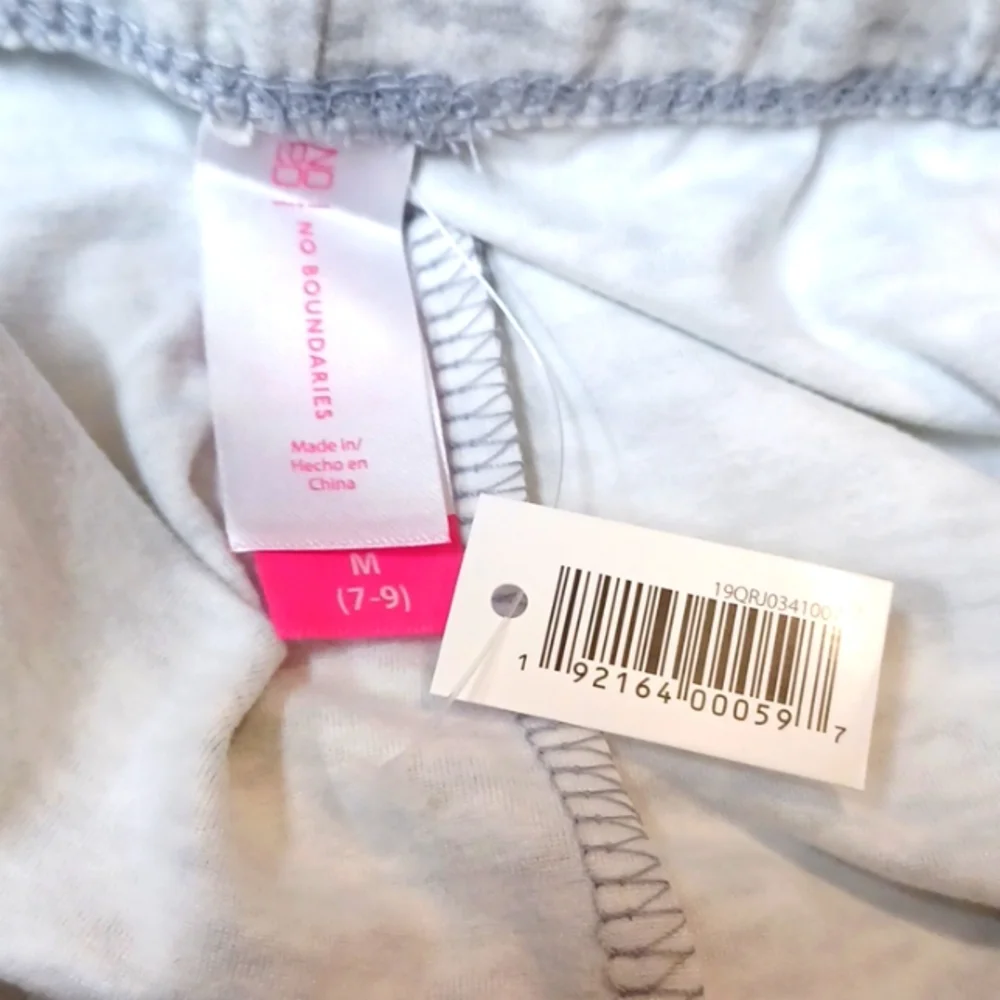 NWT NO Boundaries Gray Crop Leggings - Picture 4 of 4